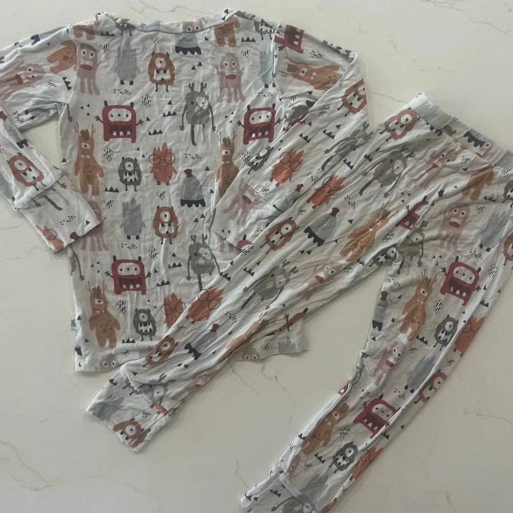 Little Bum Bums (Bums & Roses) Monster Bamboo Pajamas Set Size 5T
